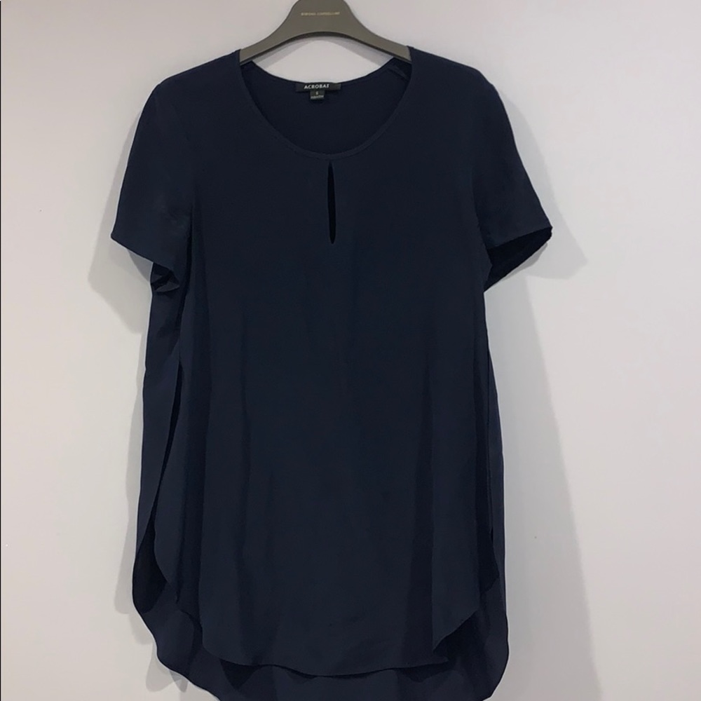 Acrobat S/S Silk Top w Keyhole